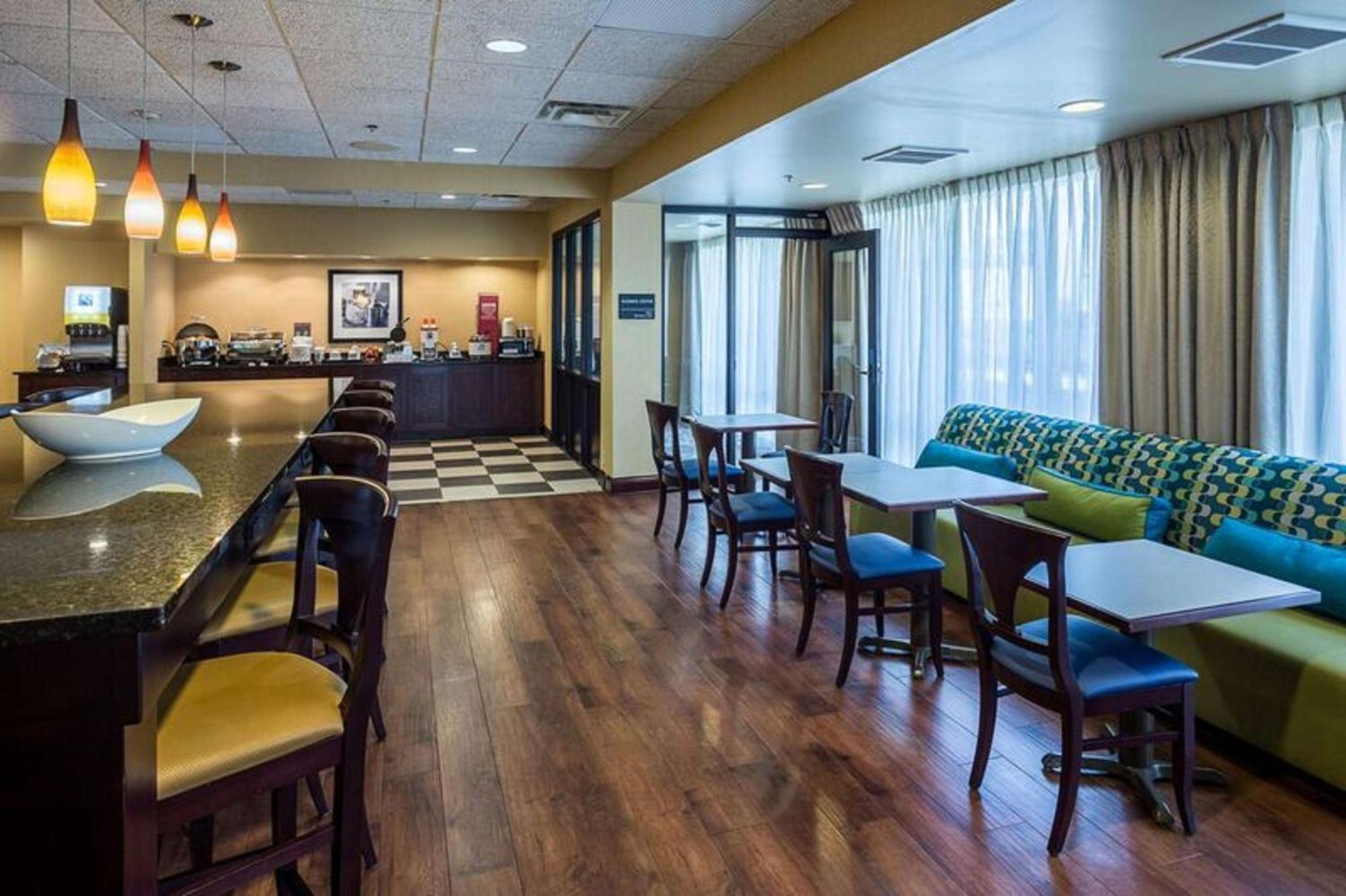 Hampton Inn Somerset Zewnętrze zdjęcie